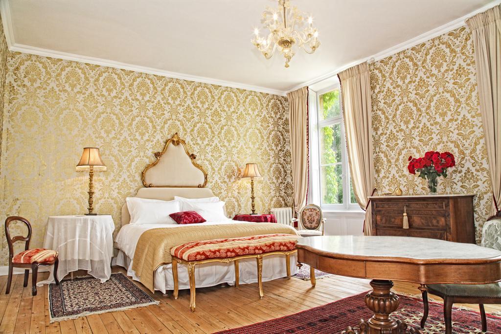 Chateau Lamothe Du Prince Noir - B&B Saint-Sulpice-et-Cameyrac Room photo